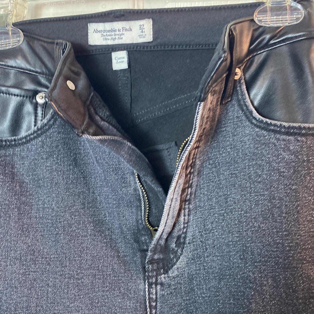 Abercrombie & Fitch Mixed Fabric Ultra High Rise Ankle Straight Jean Size 27 - Picture 17 of 17